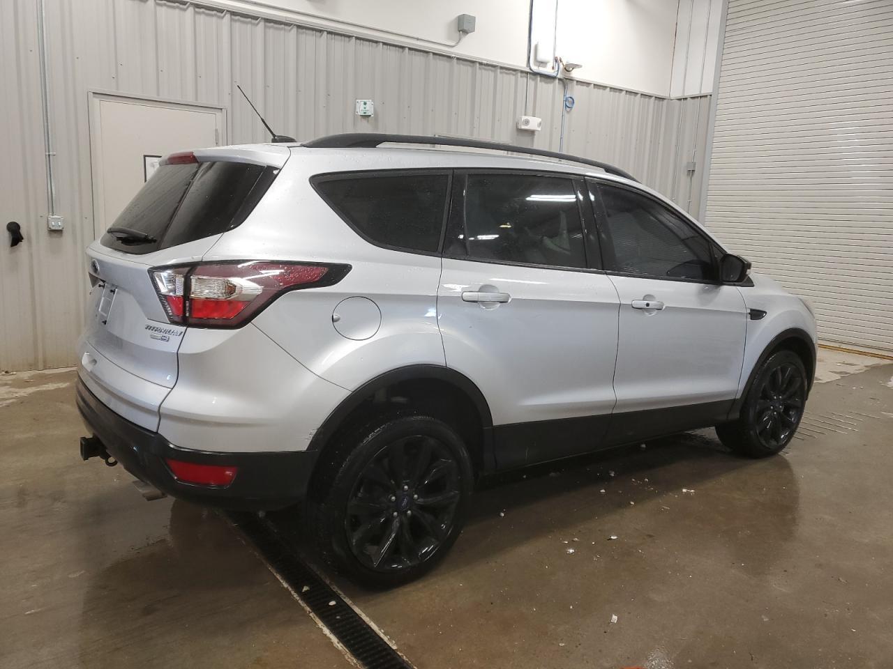 2017 FORD ESCAPE TIT - Image 3