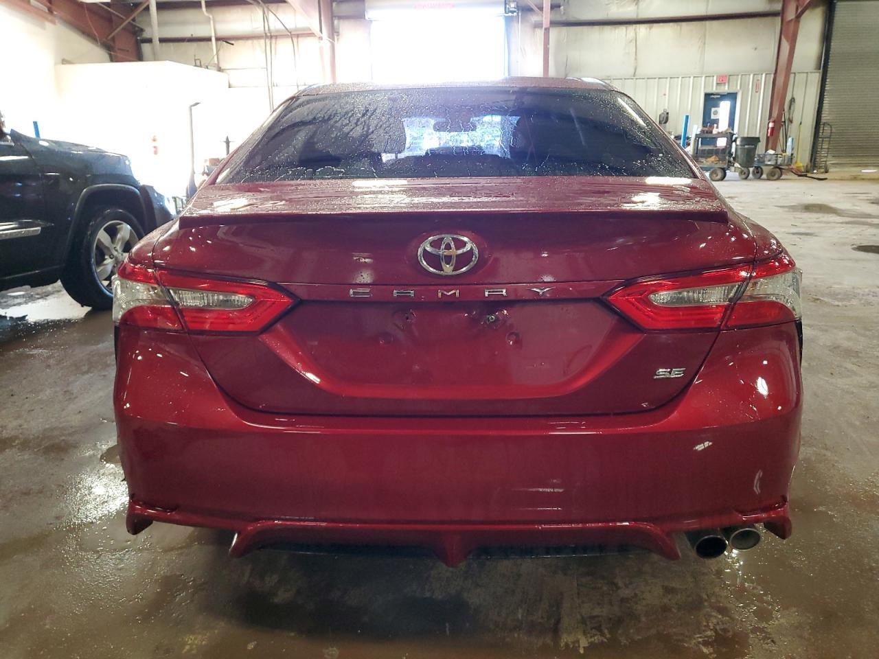 2018 TOYOTA CAMRY L - Фото 6