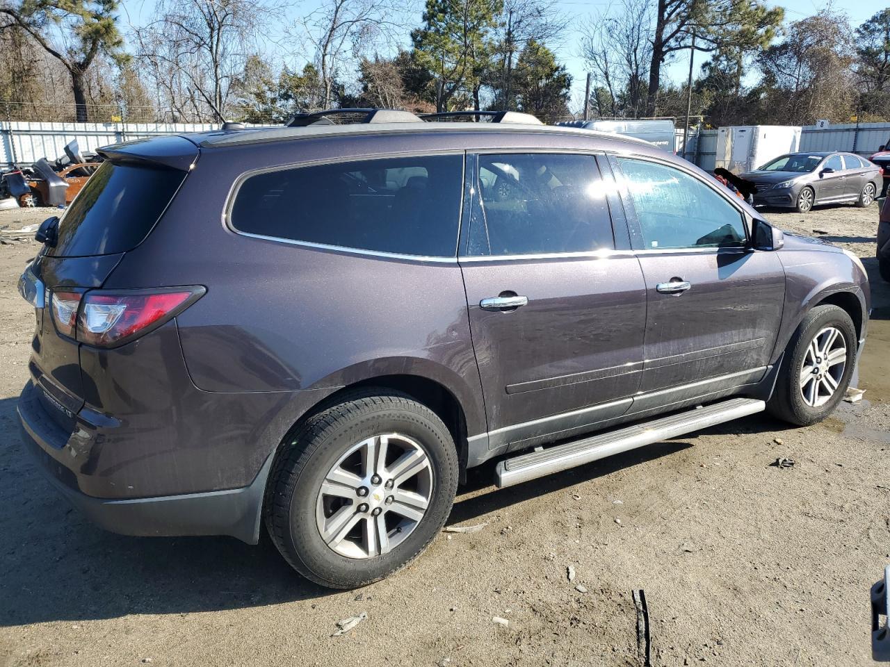 2015 CHEVROLET TRAVERSE L - Фото 3