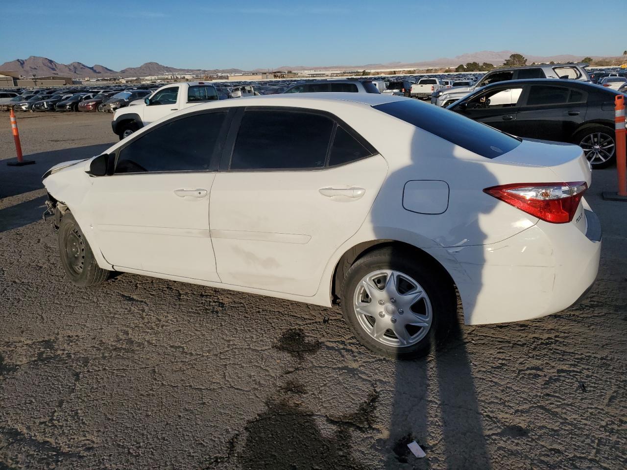 2016 TOYOTA COROLLA L - Image 2