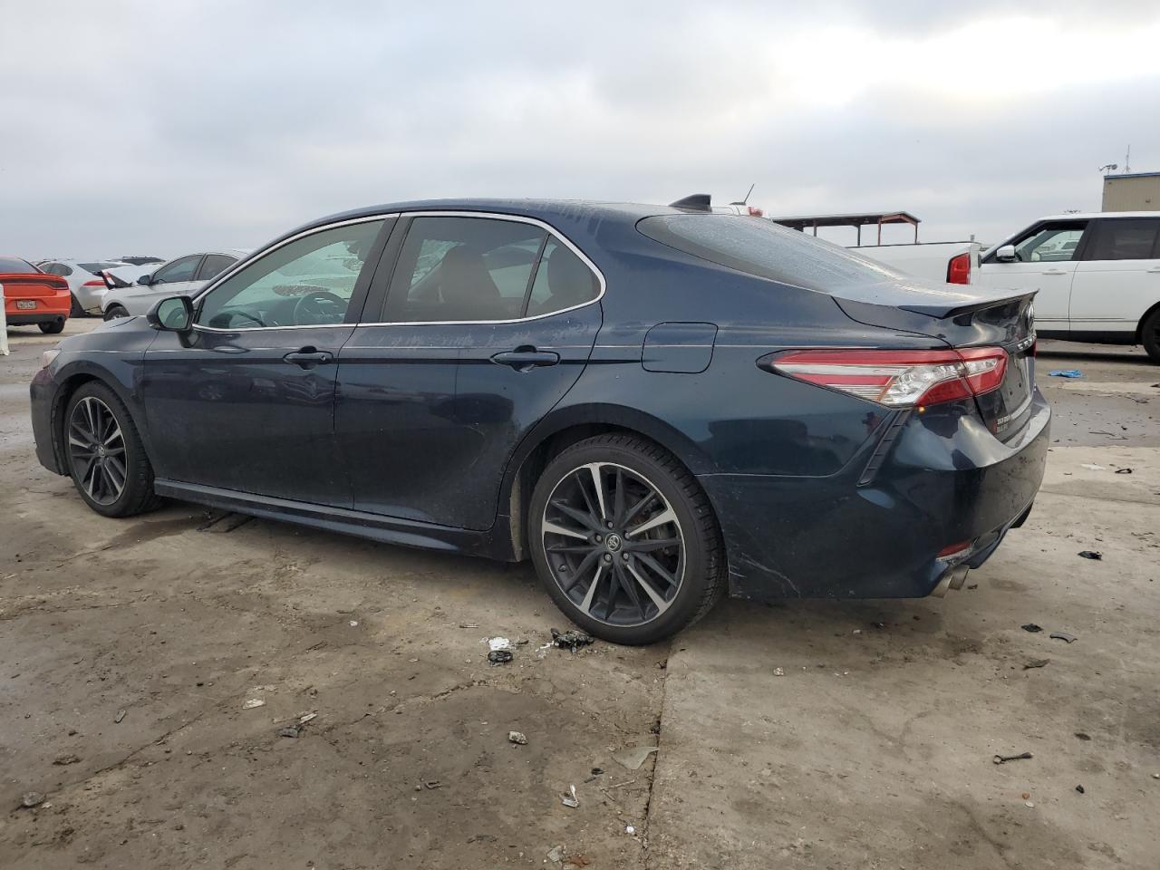 2019 TOYOTA CAMRY XSE - Фото 2