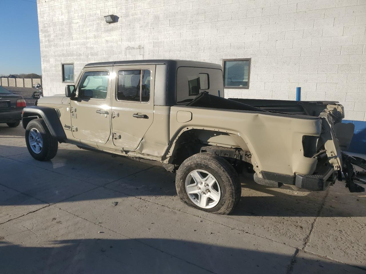 2020 JEEP GLADIATOR - Image 2
