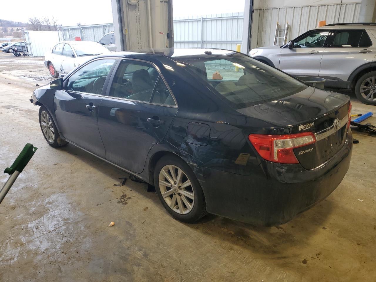 2012 TOYOTA CAMRY BASE - Фото 2