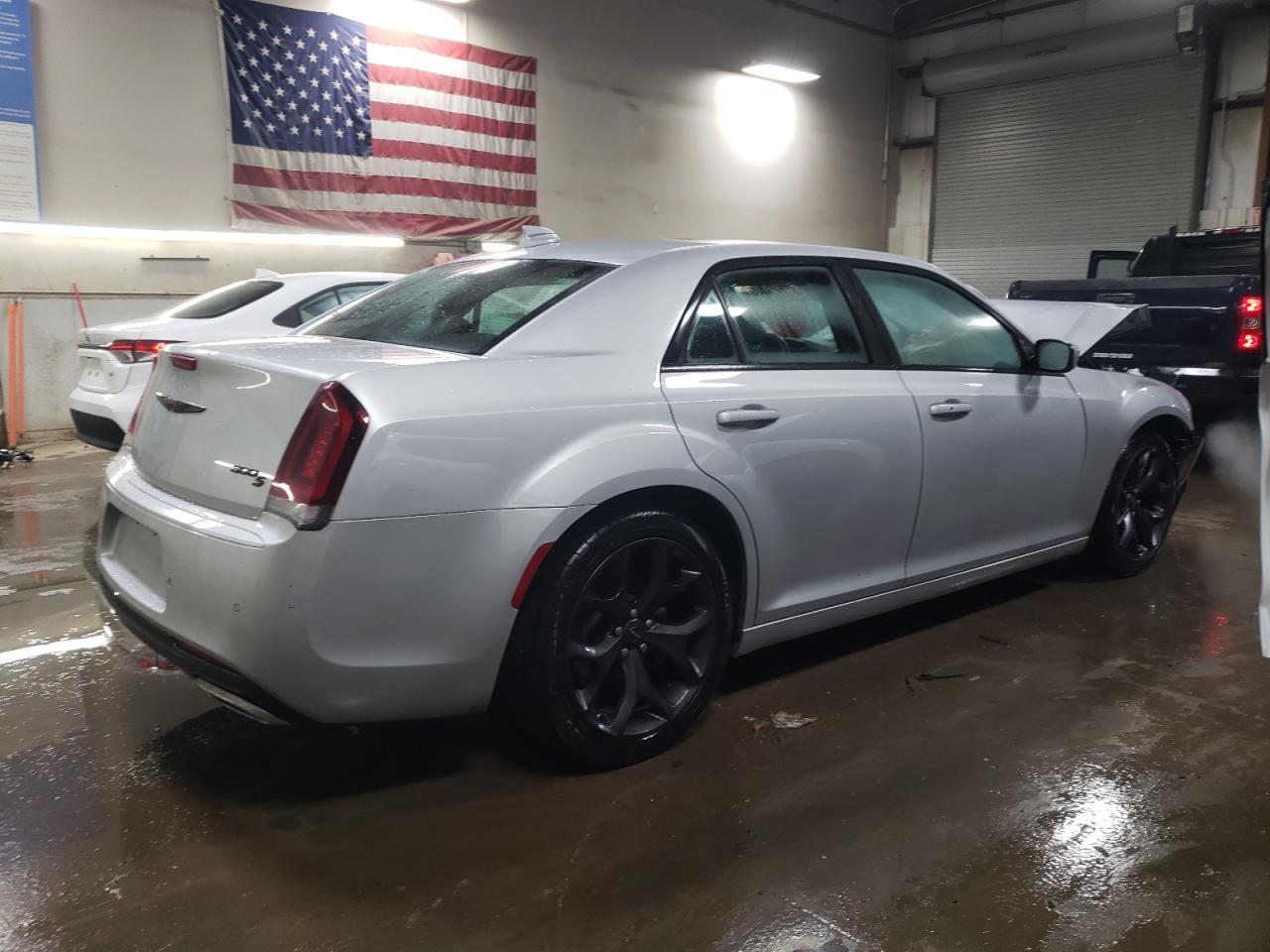 2023 CHRYSLER 300 S - Image 3