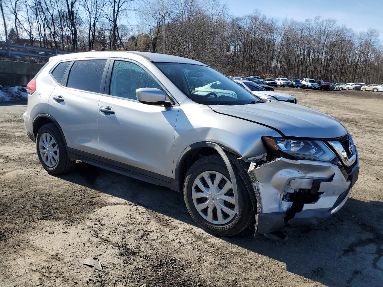 2017 NISSAN ROGUE S - Фото 4