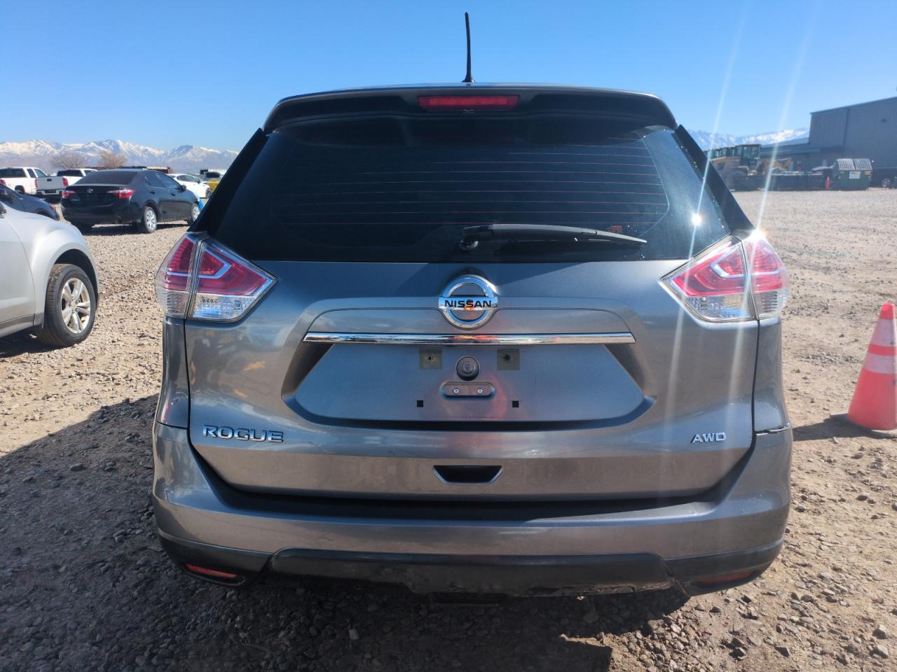 2016 NISSAN ROGUE S - Фото 6