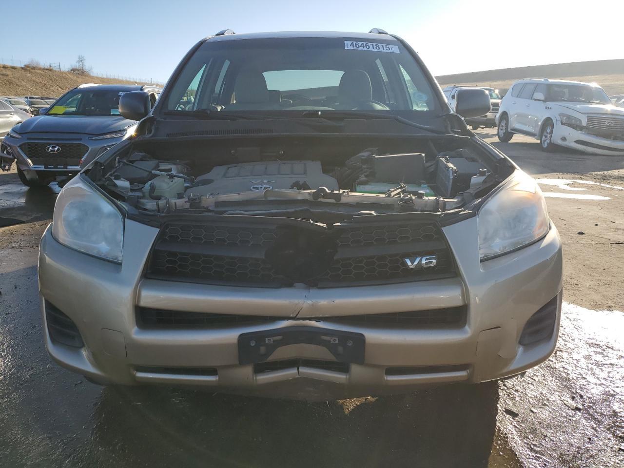 2011 TOYOTA RAV4 - Image 5