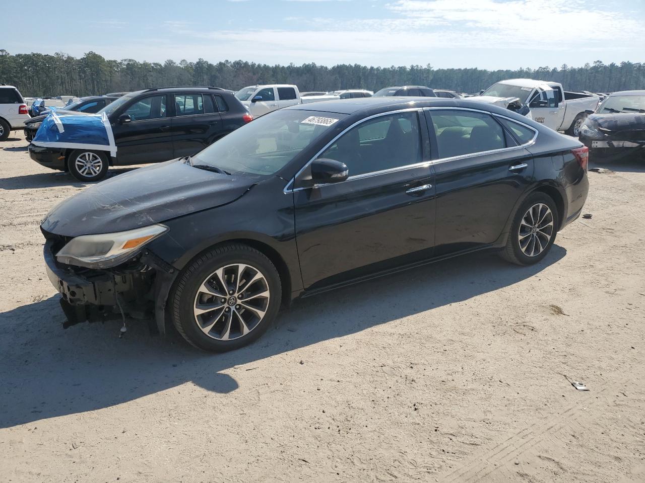 2016 TOYOTA AVALON XLE