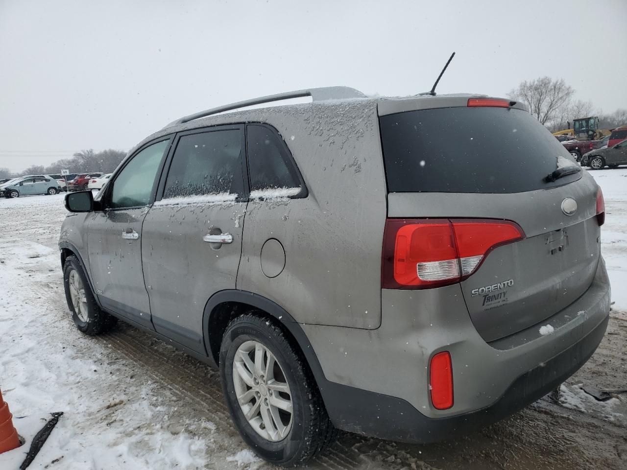 2014 KIA SORENTO LX - Фото 2