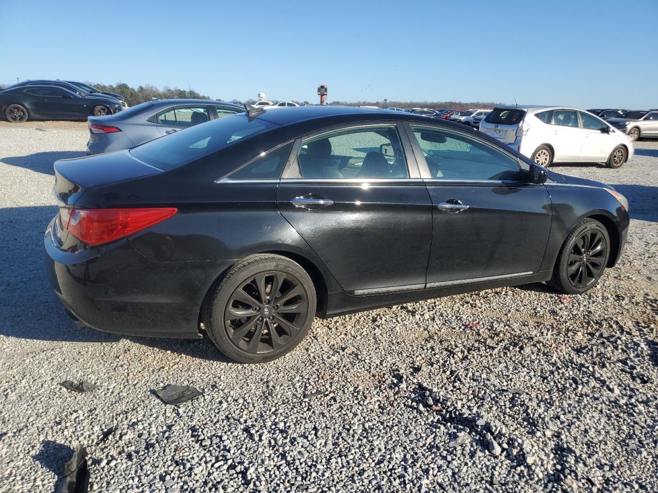 2011 HYUNDAI SONATA SE - Image 3