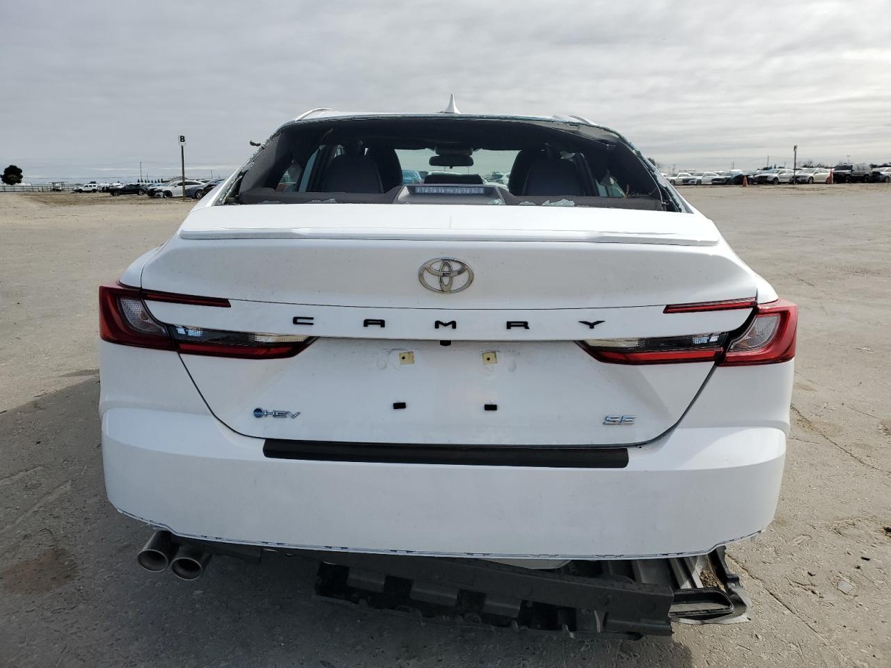 2025 TOYOTA CAMRY XSE - Фото 6