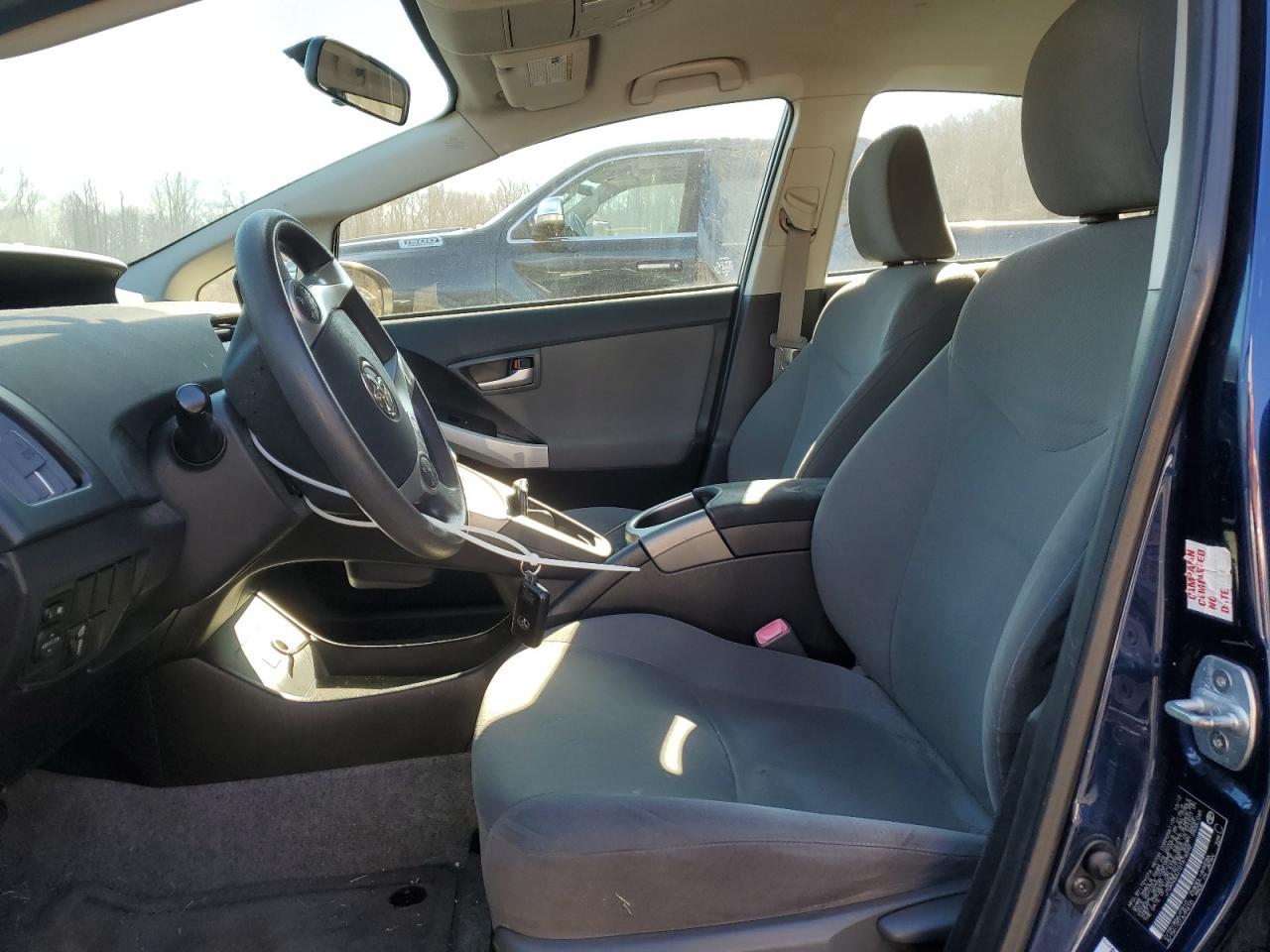 2013 TOYOTA PRIUS - Image 7