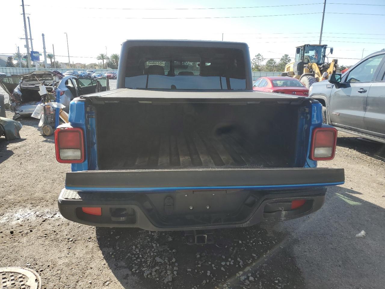 2021 JEEP GLADIATOR - Image 6