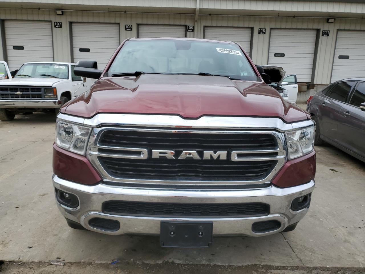 2019 RAM 1500 BIG H - Фото 5