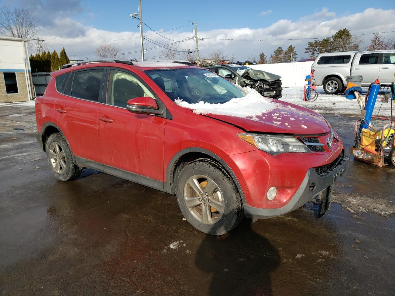 2015 TOYOTA RAV4 XLE - Image 4