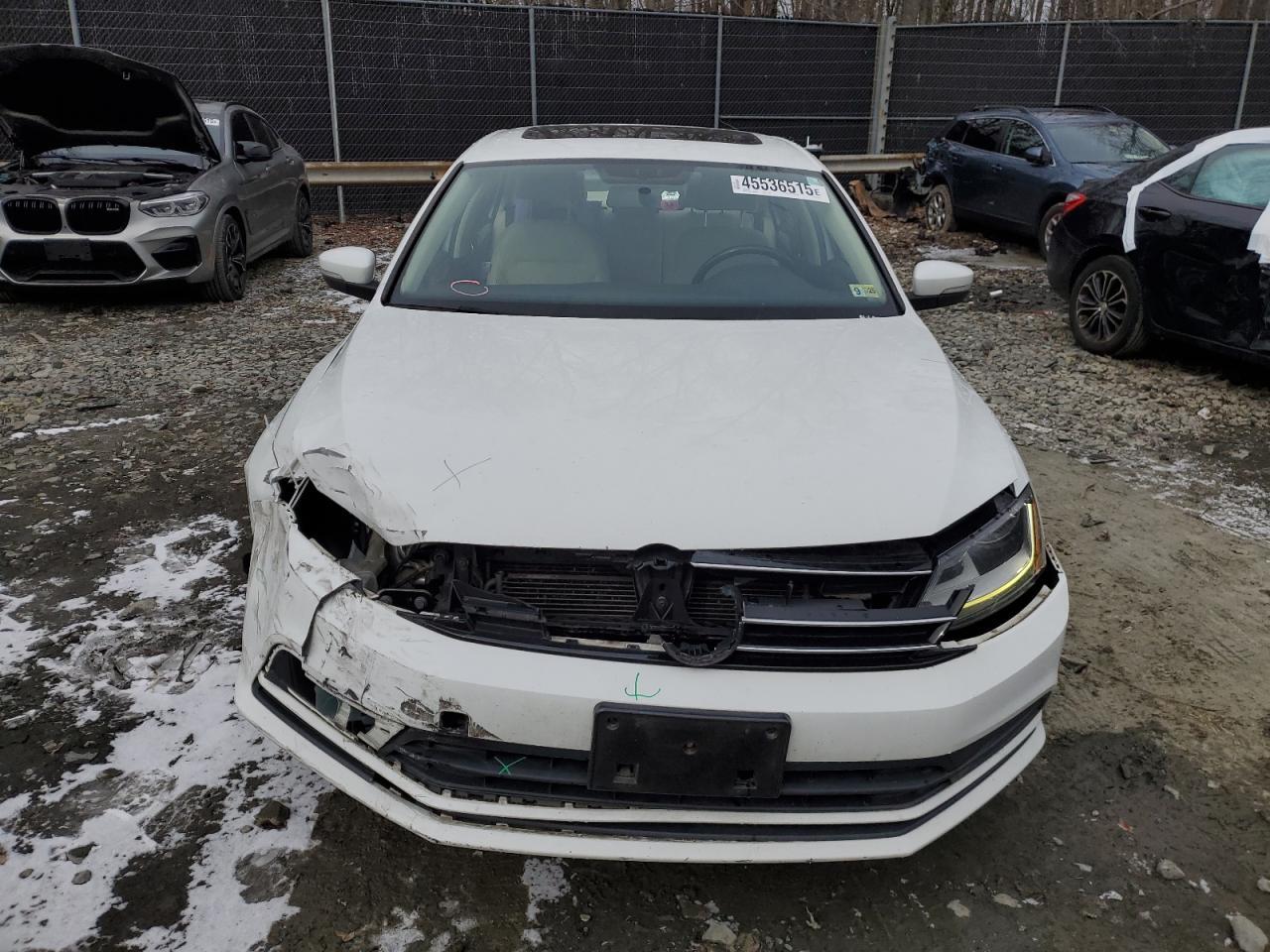2017 VOLKSWAGEN JETTA SE - Image 5