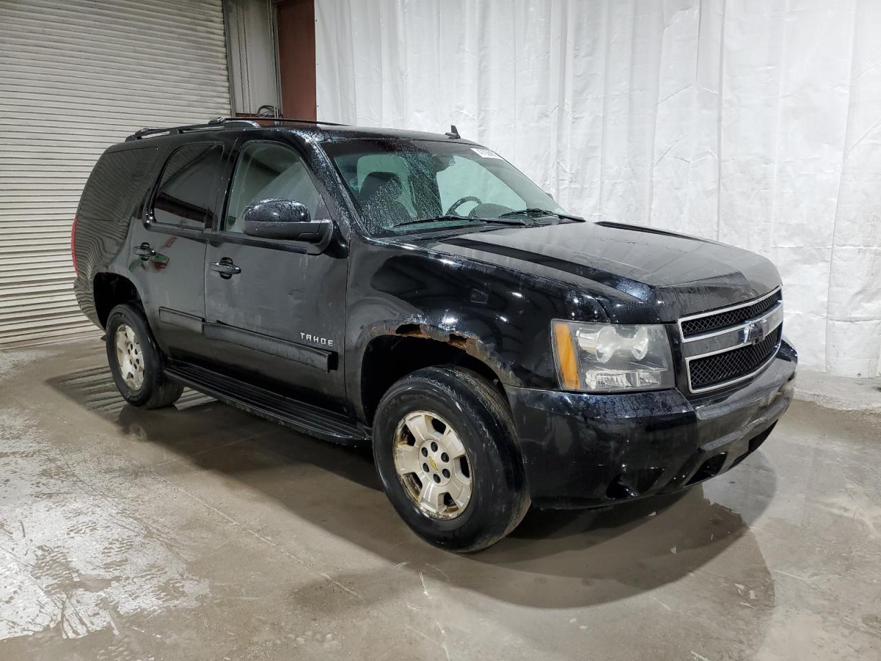 2011 CHEVROLET TAHOE K150 - Фото 4