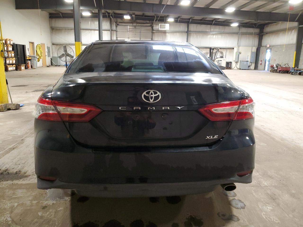 2018 TOYOTA CAMRY L - Image 6