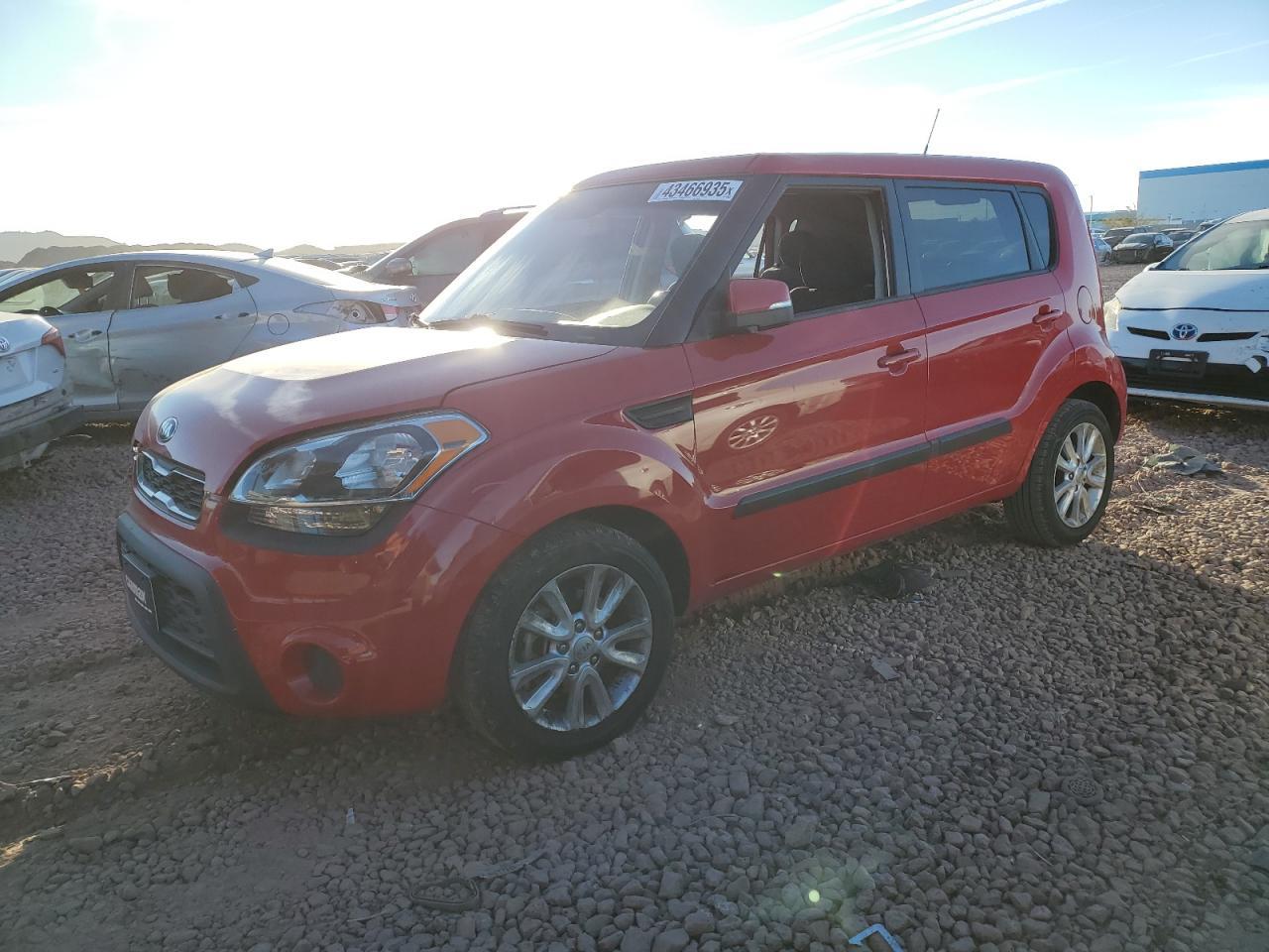 2013 KIA SOUL +