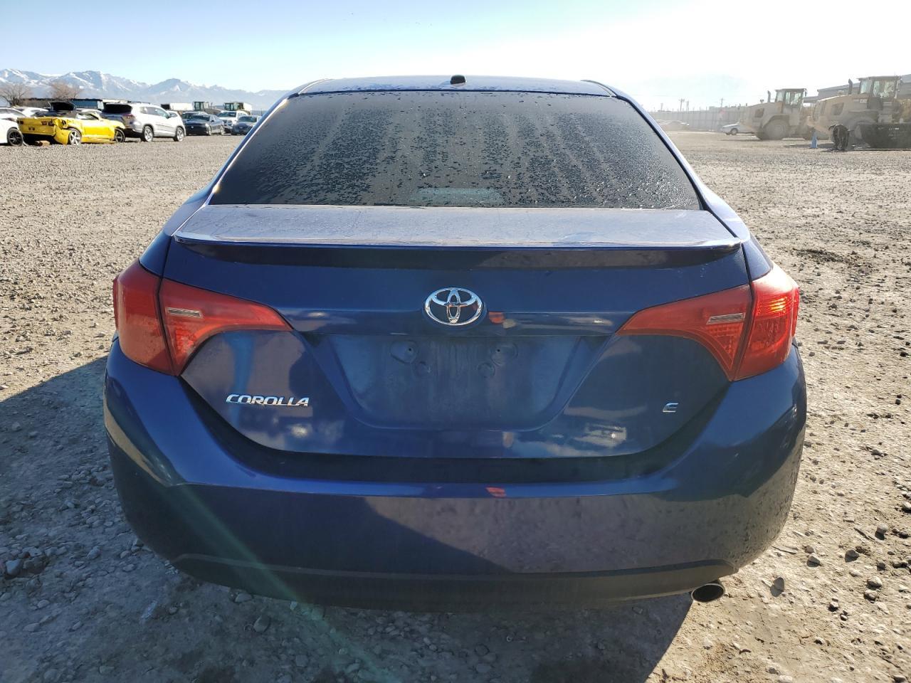 2018 TOYOTA COROLLA L - Image 6