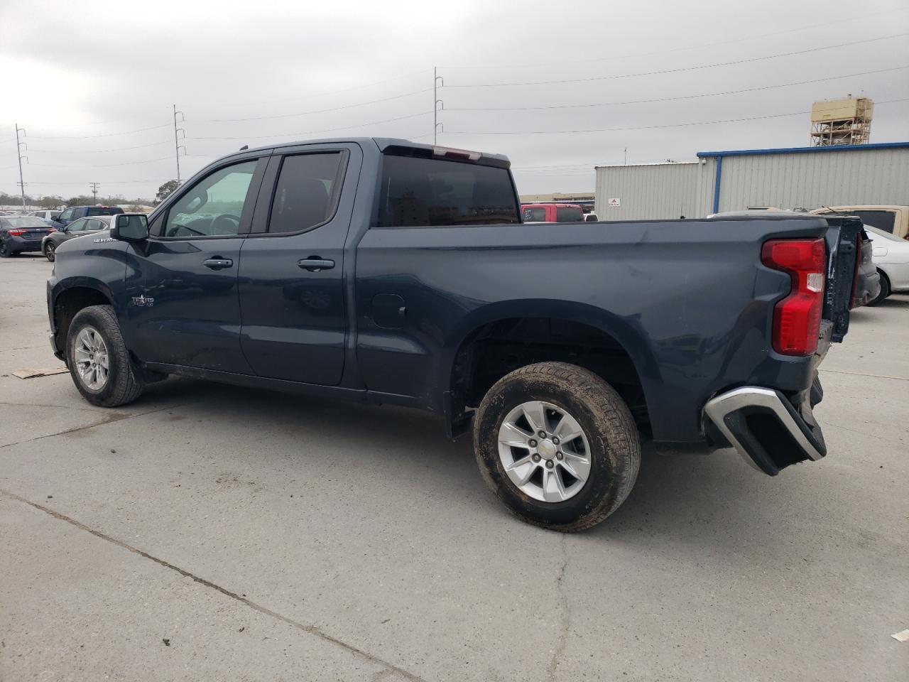 2020 CHEVROLET SILVERADO - Image 2