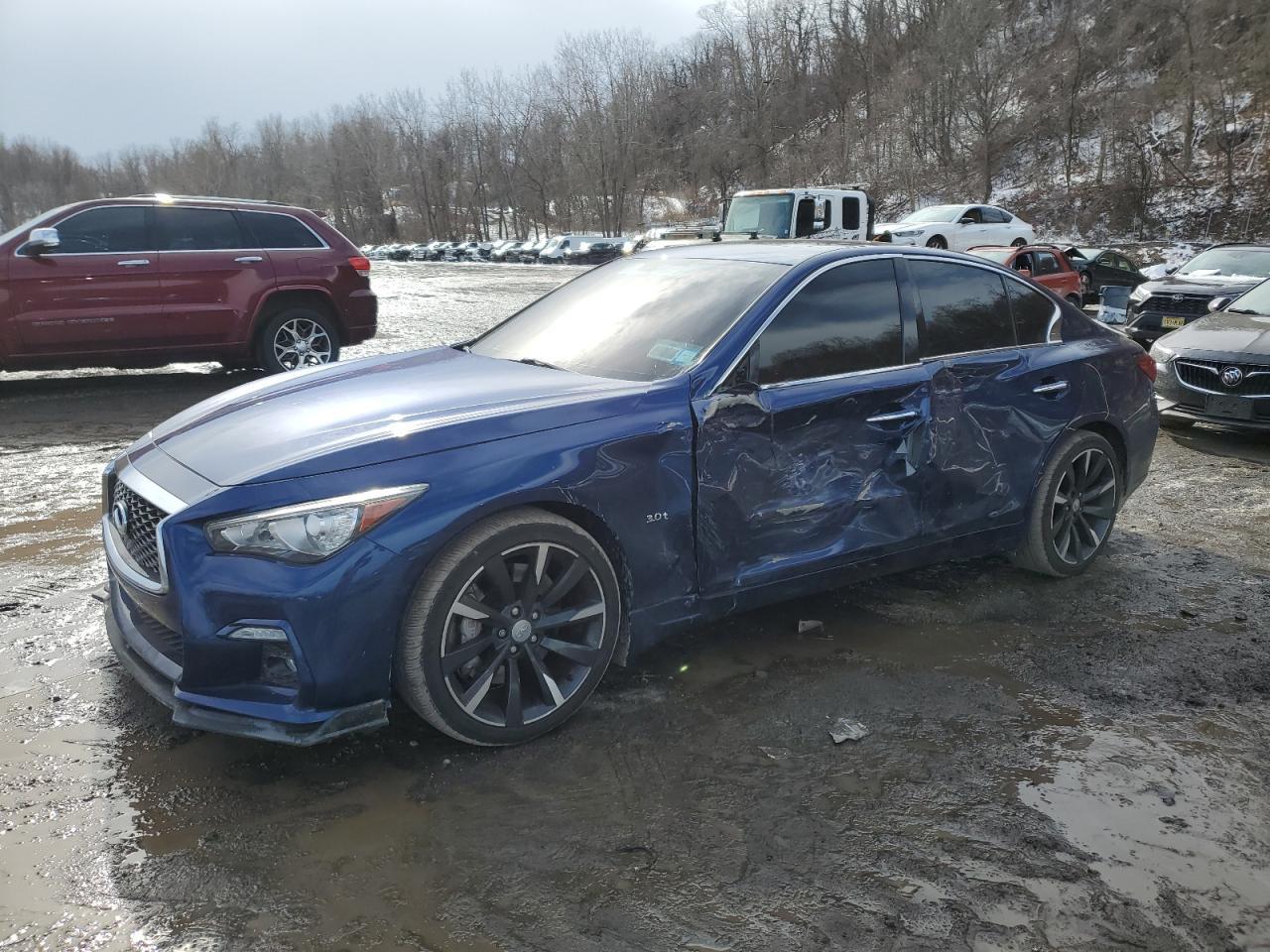 2018 INFINITI Q50 LUXE