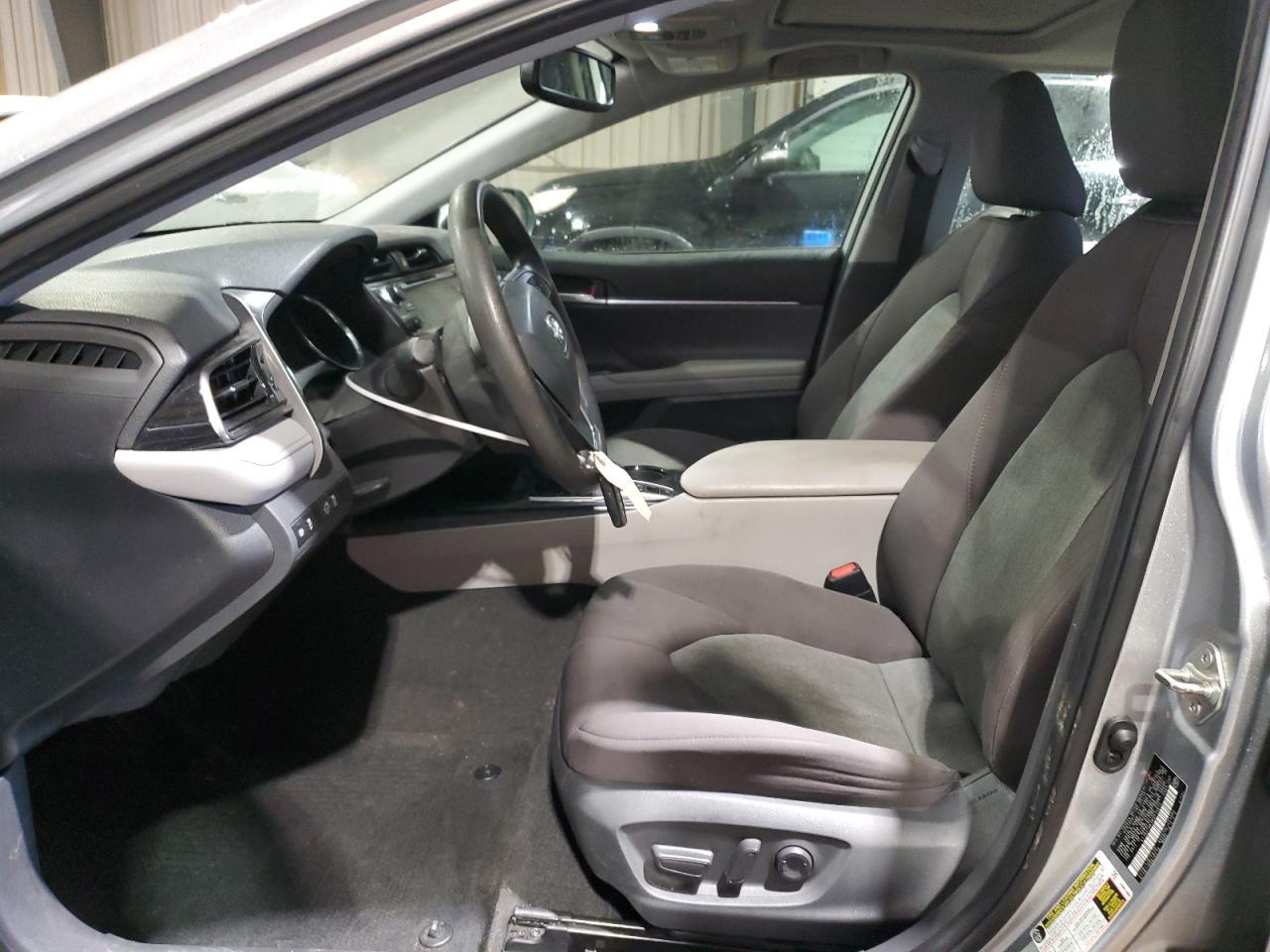 2019 TOYOTA CAMRY LE - Image 7