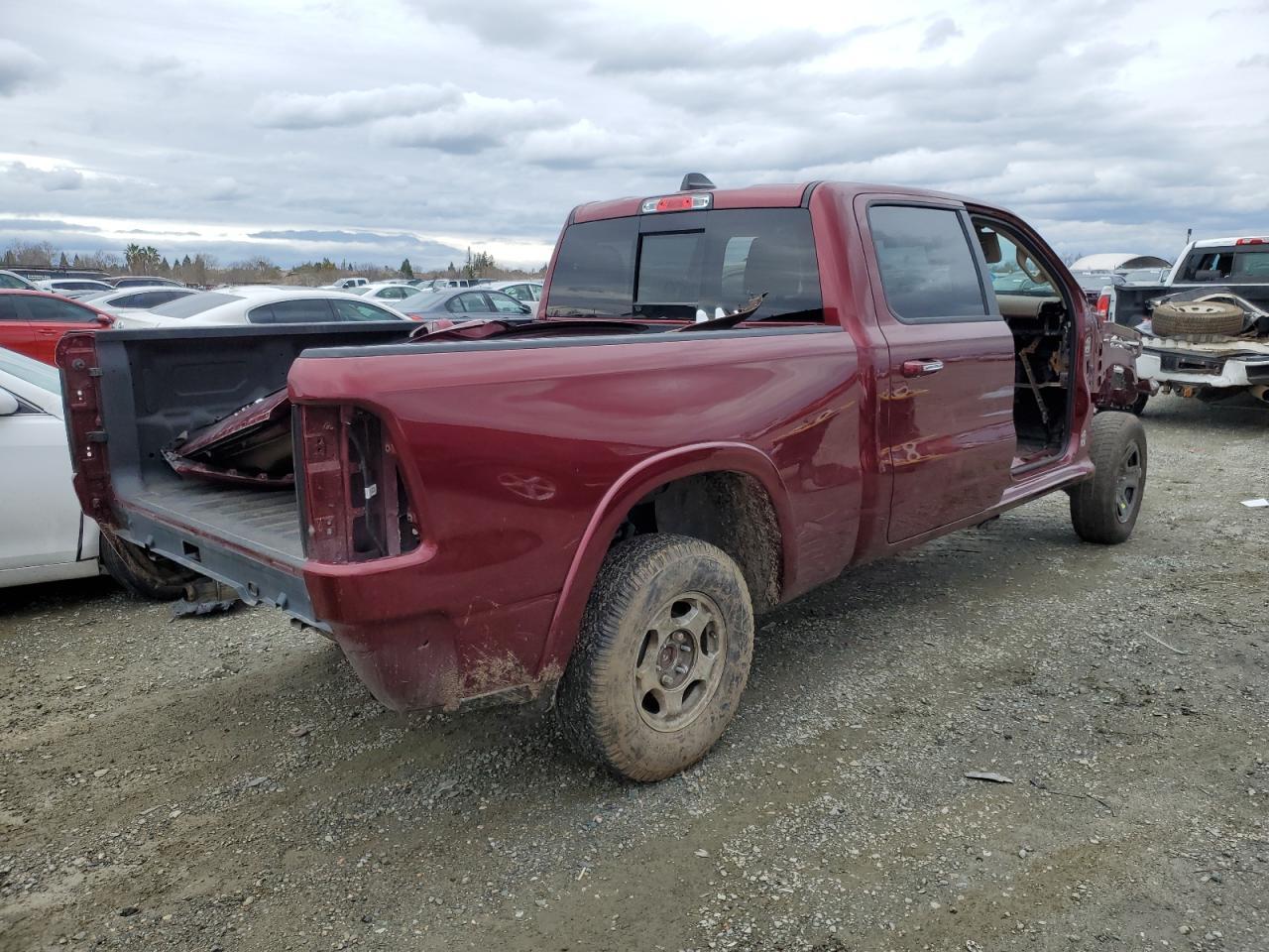 2019 RAM 1500 LARAM - Фото 3
