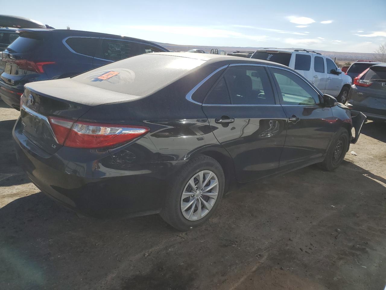 2016 TOYOTA CAMRY LE - Image 3