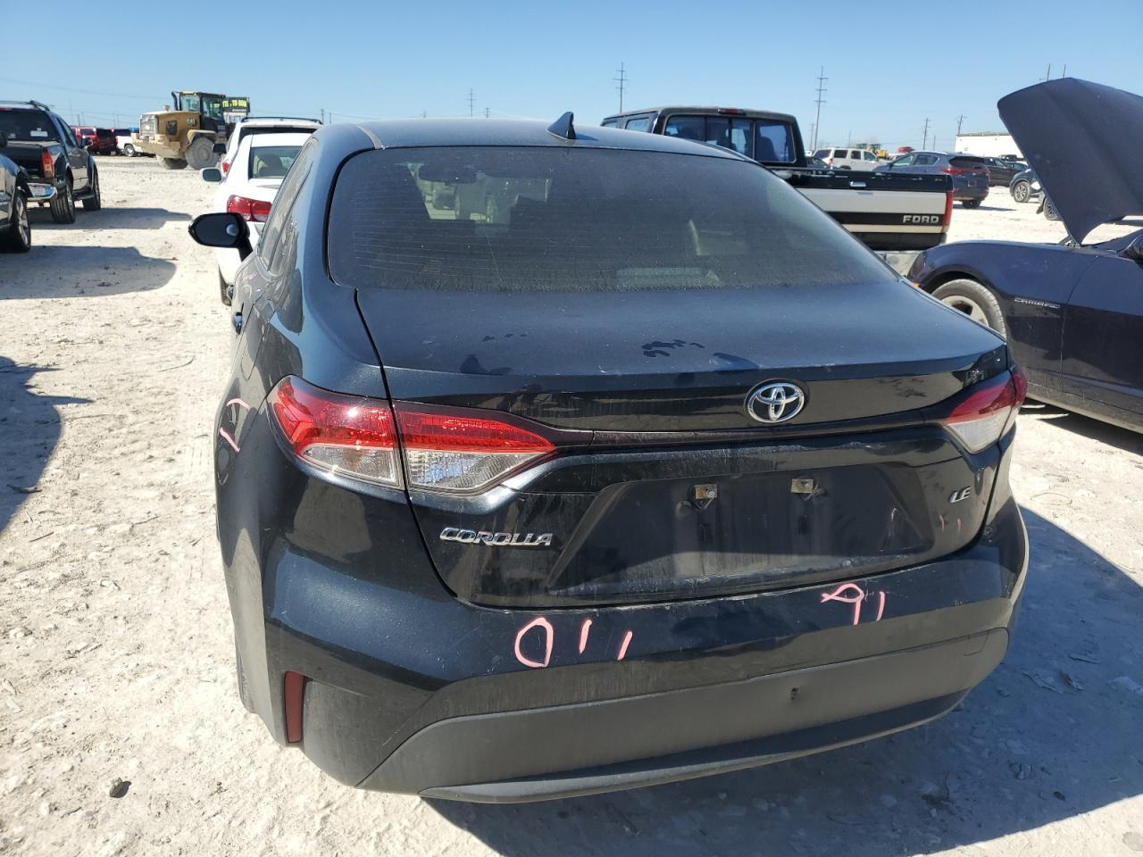 2020 TOYOTA COROLLA LE - Фото 6