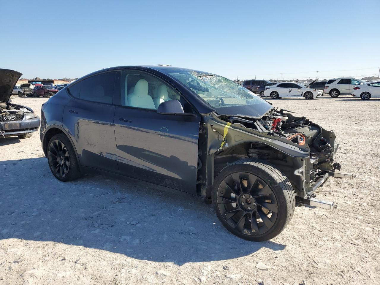 2023 TESLA MODEL Y - Фото 4