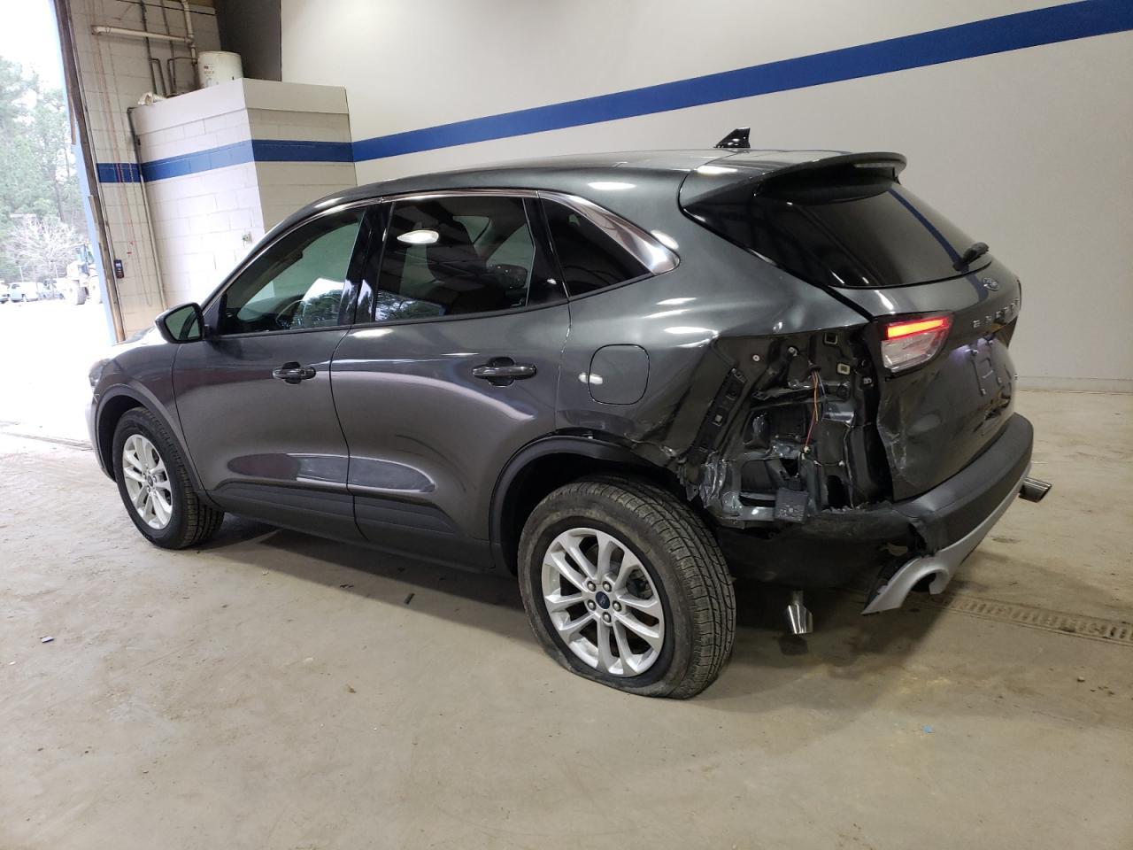 2020 FORD ESCAPE SE - Image 2
