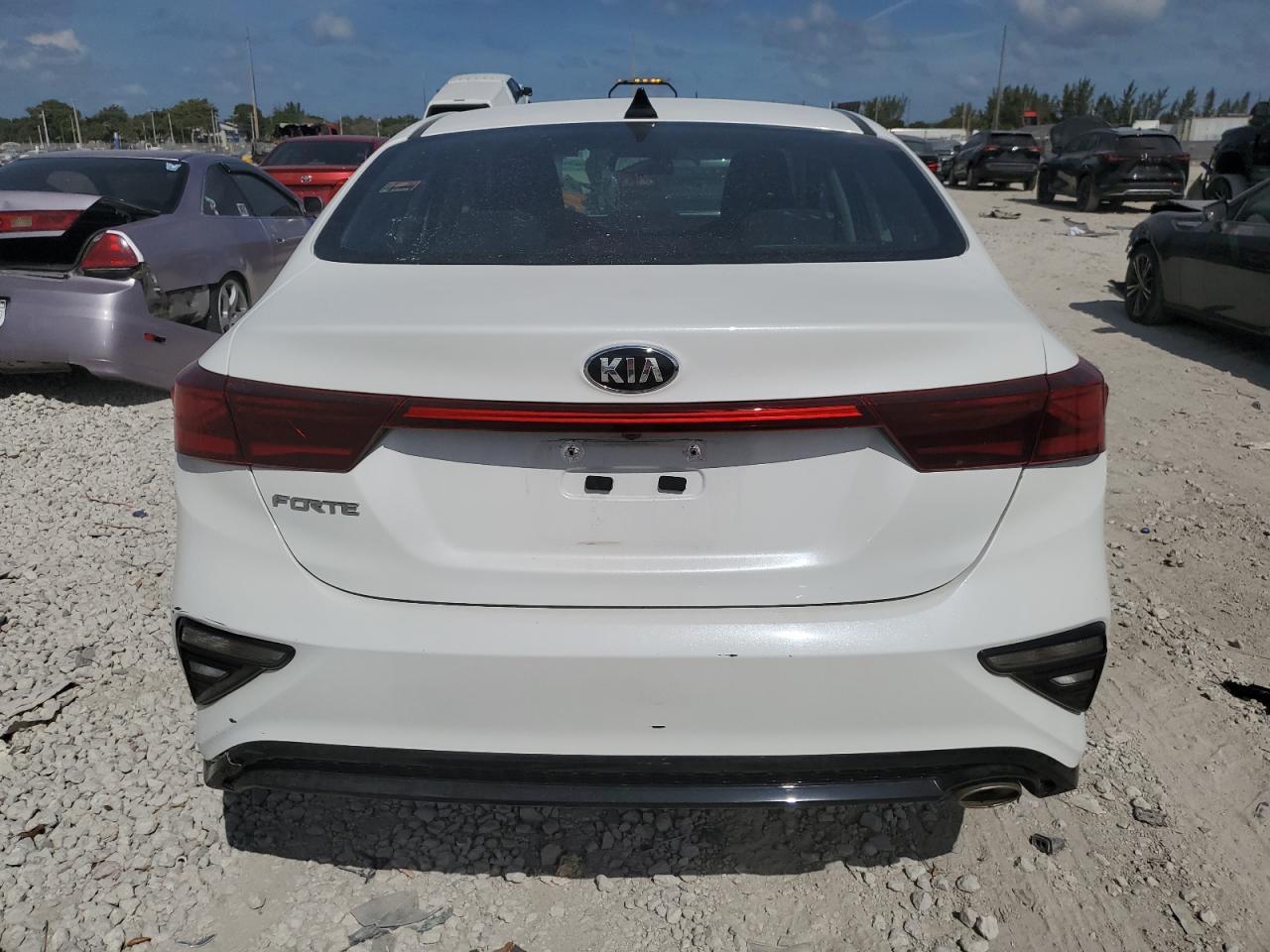 2021 KIA FORTE FE - Фото 6