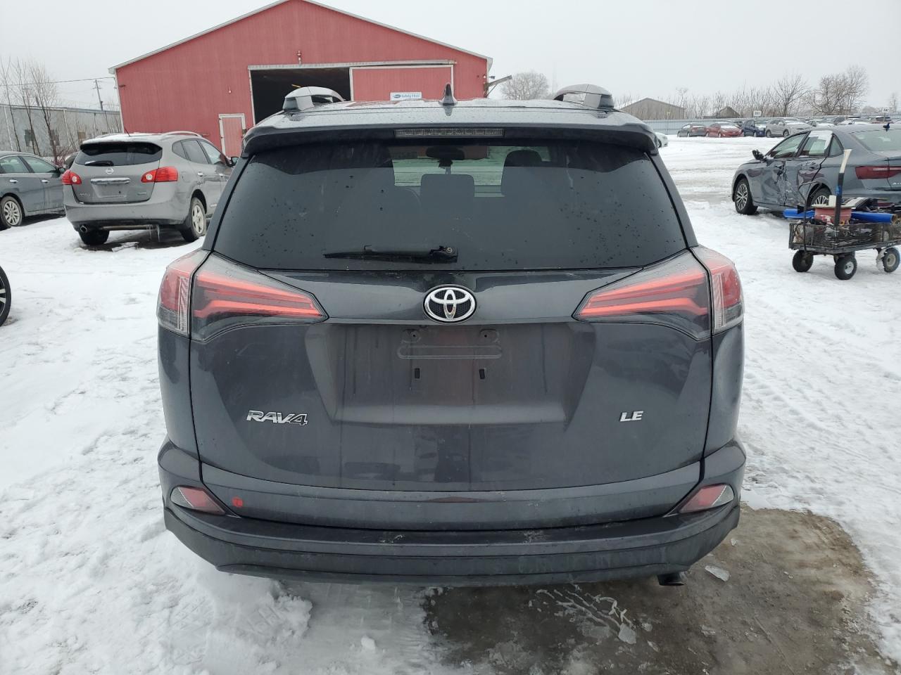 2017 TOYOTA RAV4 LE - Image 6