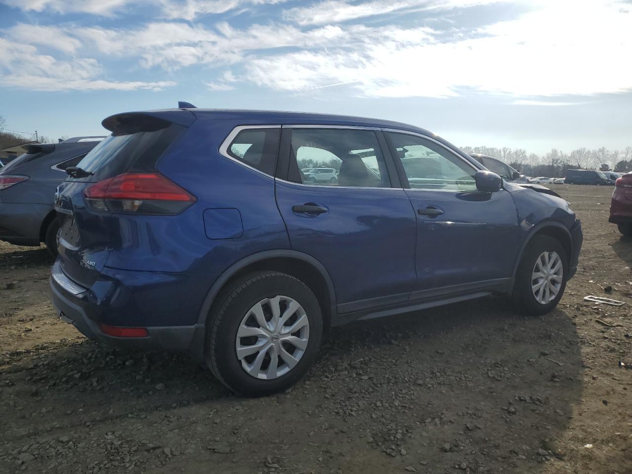 2017 NISSAN ROGUE S - Image 3