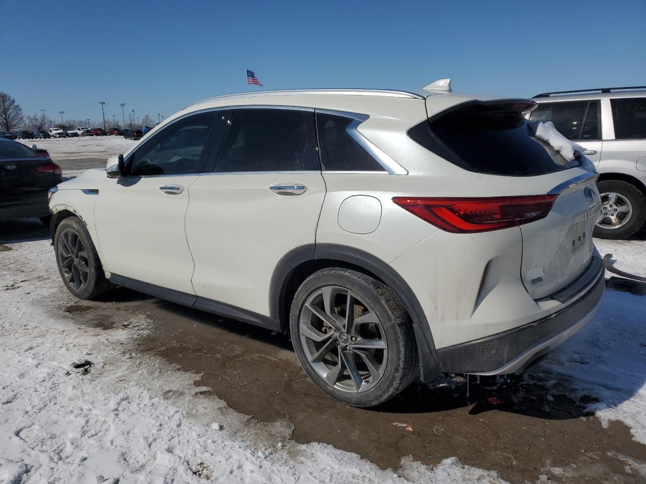 2019 INFINITI QX50 ESSEN - Image 2