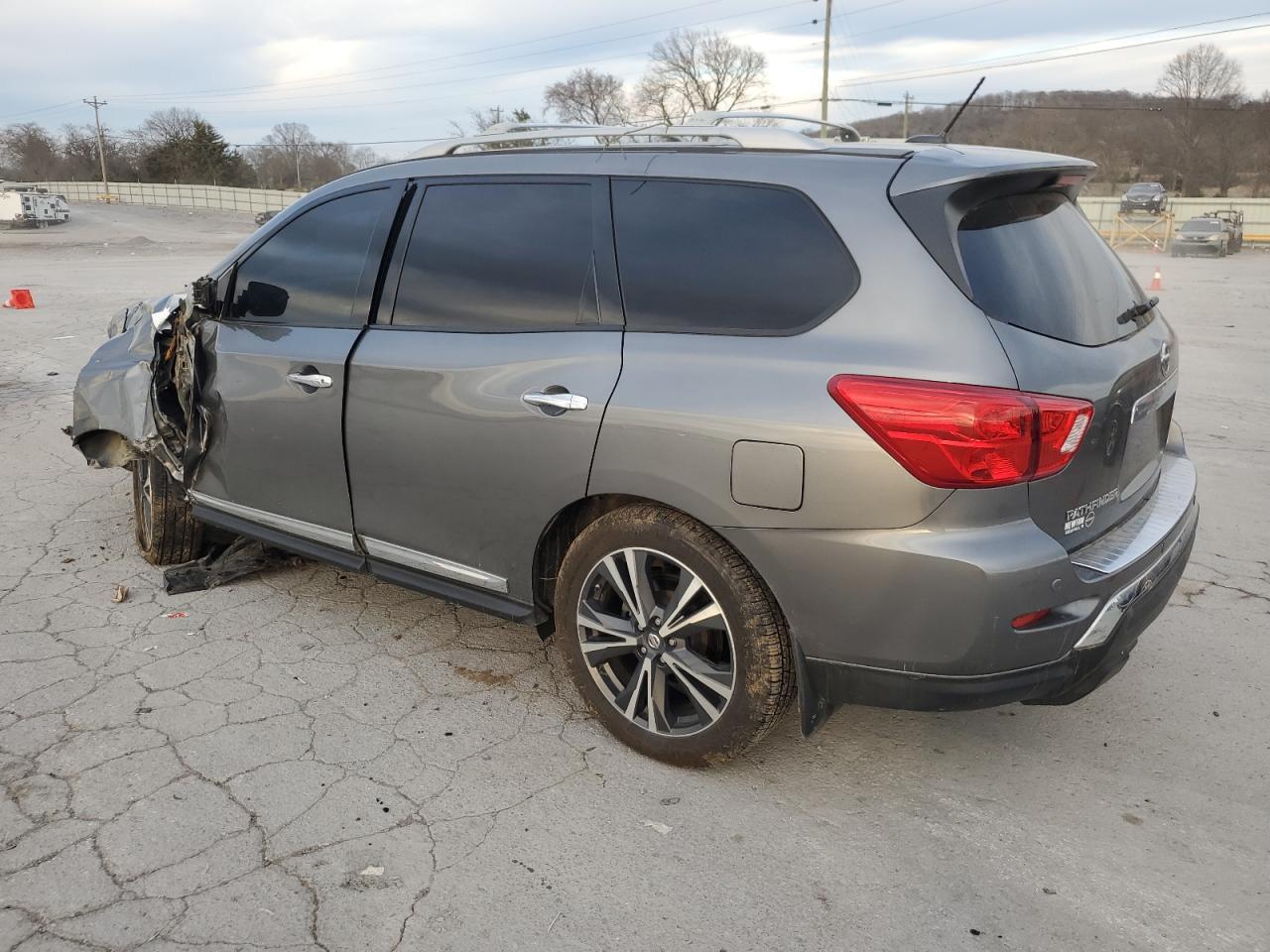 2018 NISSAN PATHFINDER - Image 2