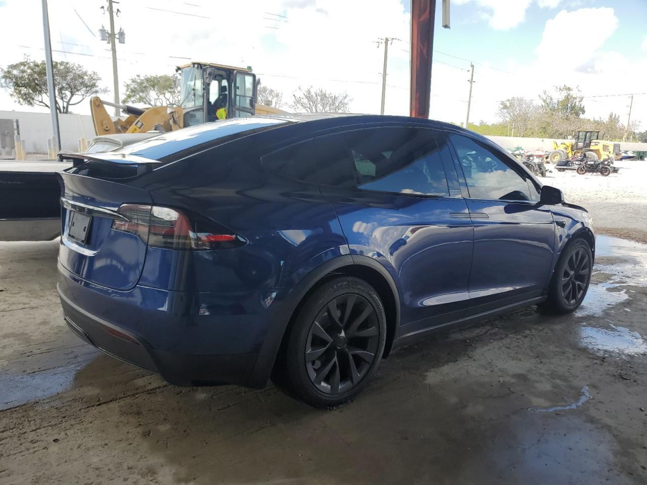 2023 TESLA MODEL X - Image 3