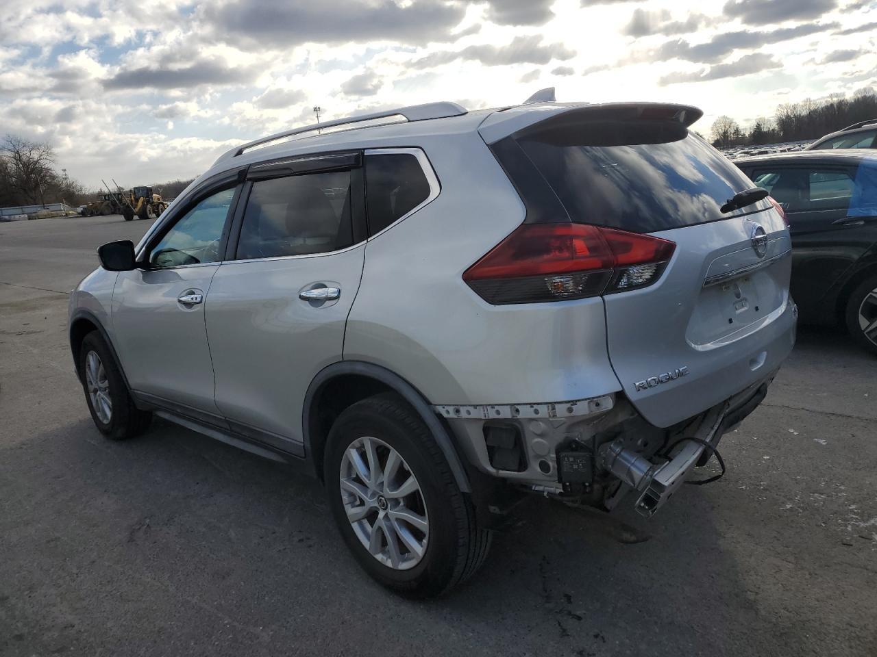 2018 NISSAN ROGUE S - Фото 2