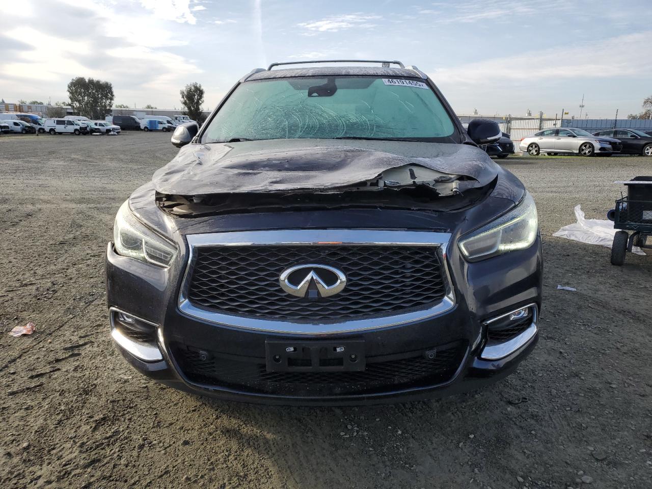 2019 INFINITI QX60 LUXE - Фото 5