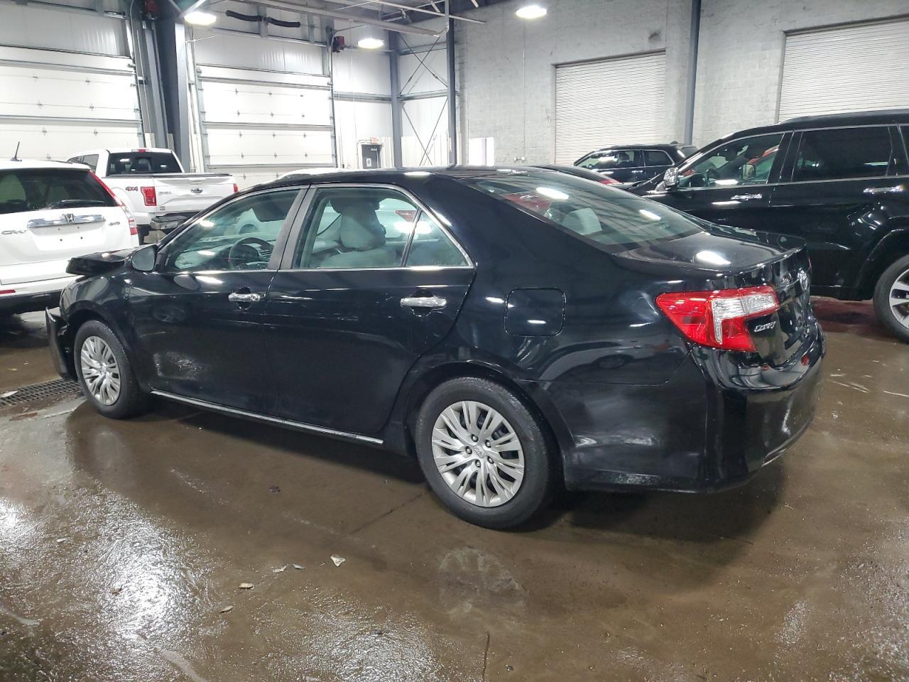 2014 TOYOTA CAMRY L - Image 2
