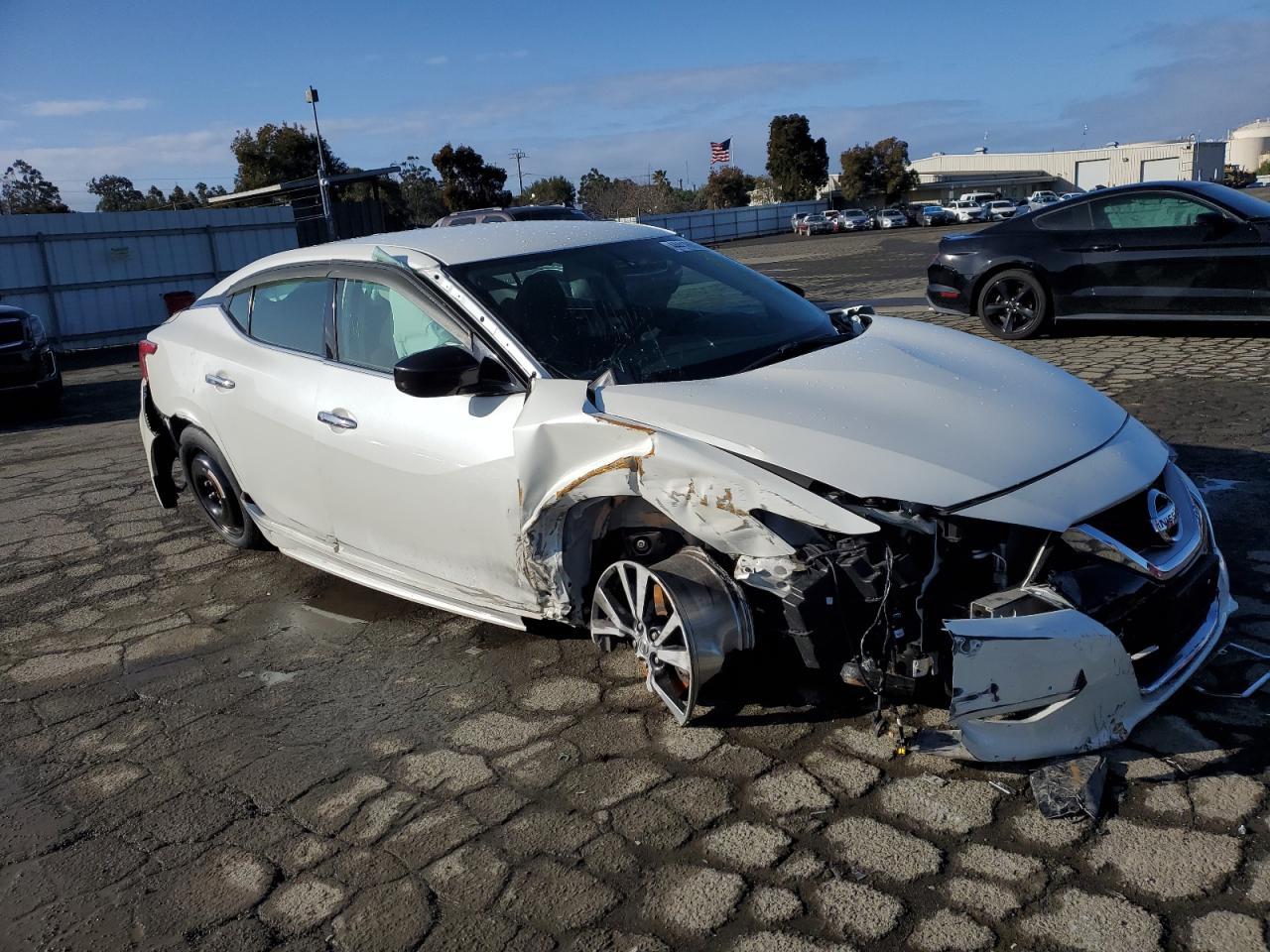 2017 NISSAN MAXIMA 3.5 - Фото 4