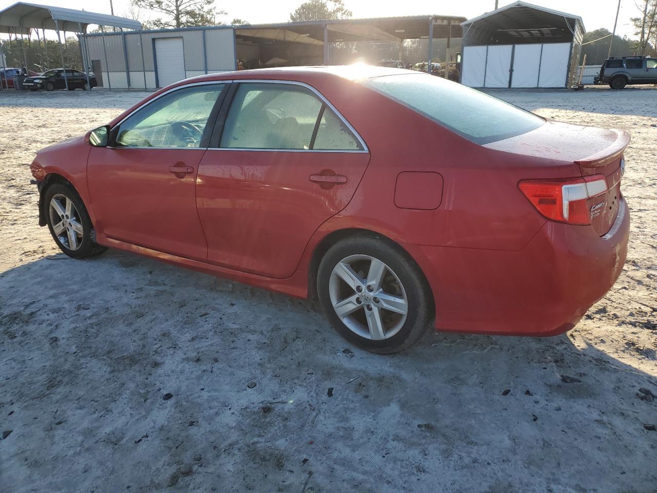 2014 TOYOTA CAMRY L - Image 2