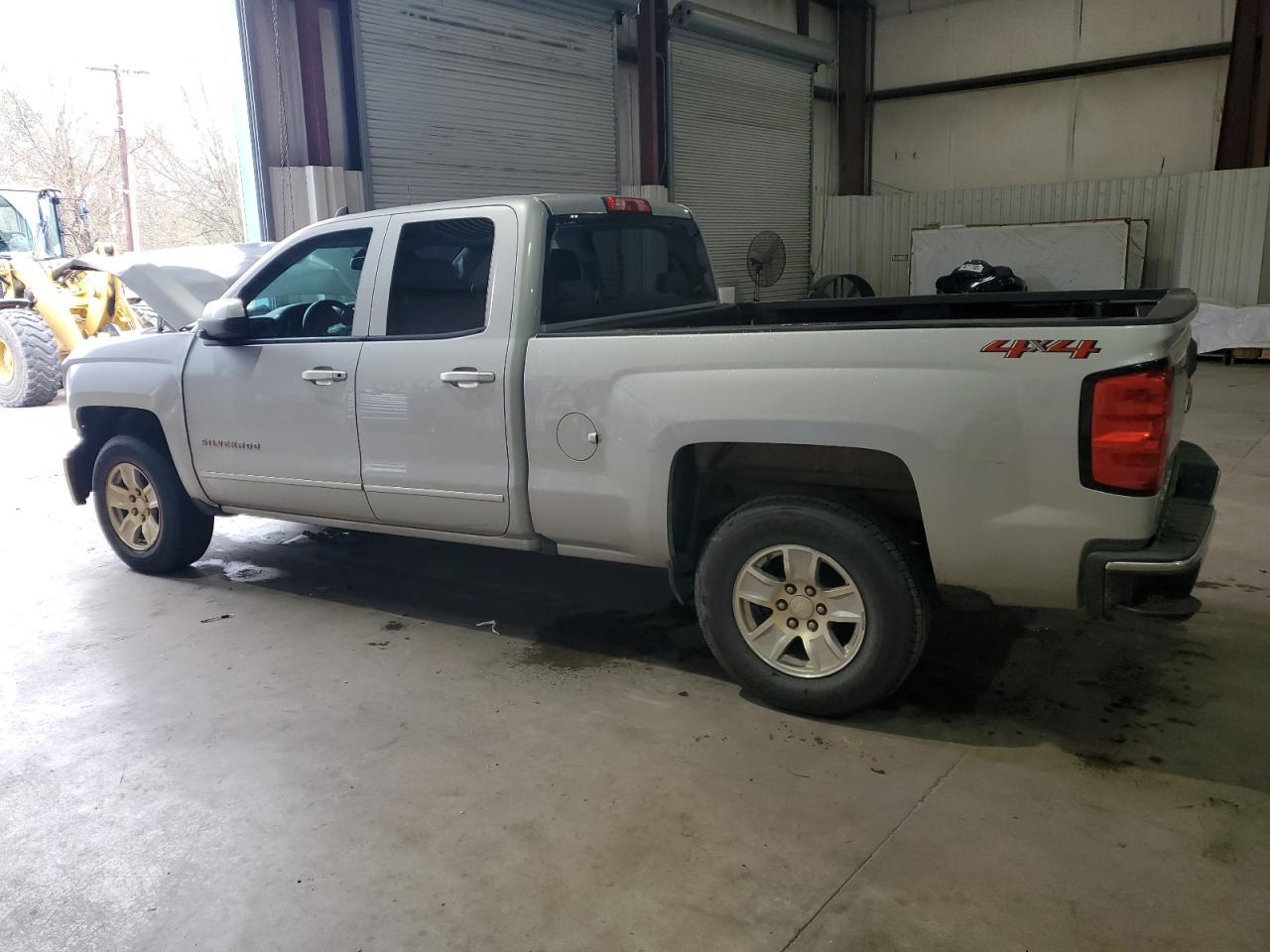 2018 CHEVROLET SILVERADO - Фото 2