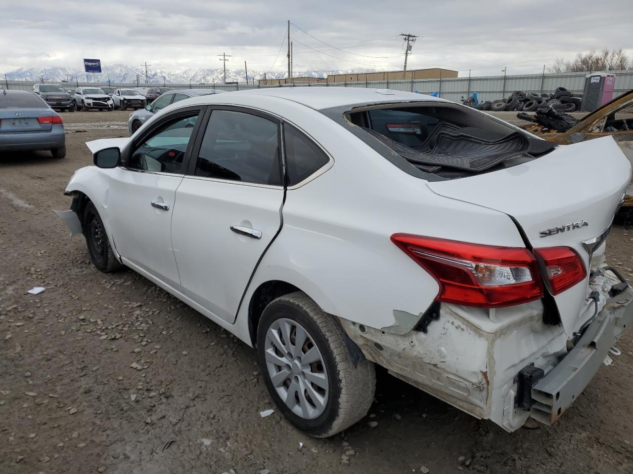 2016 NISSAN SENTRA S - Фото 2