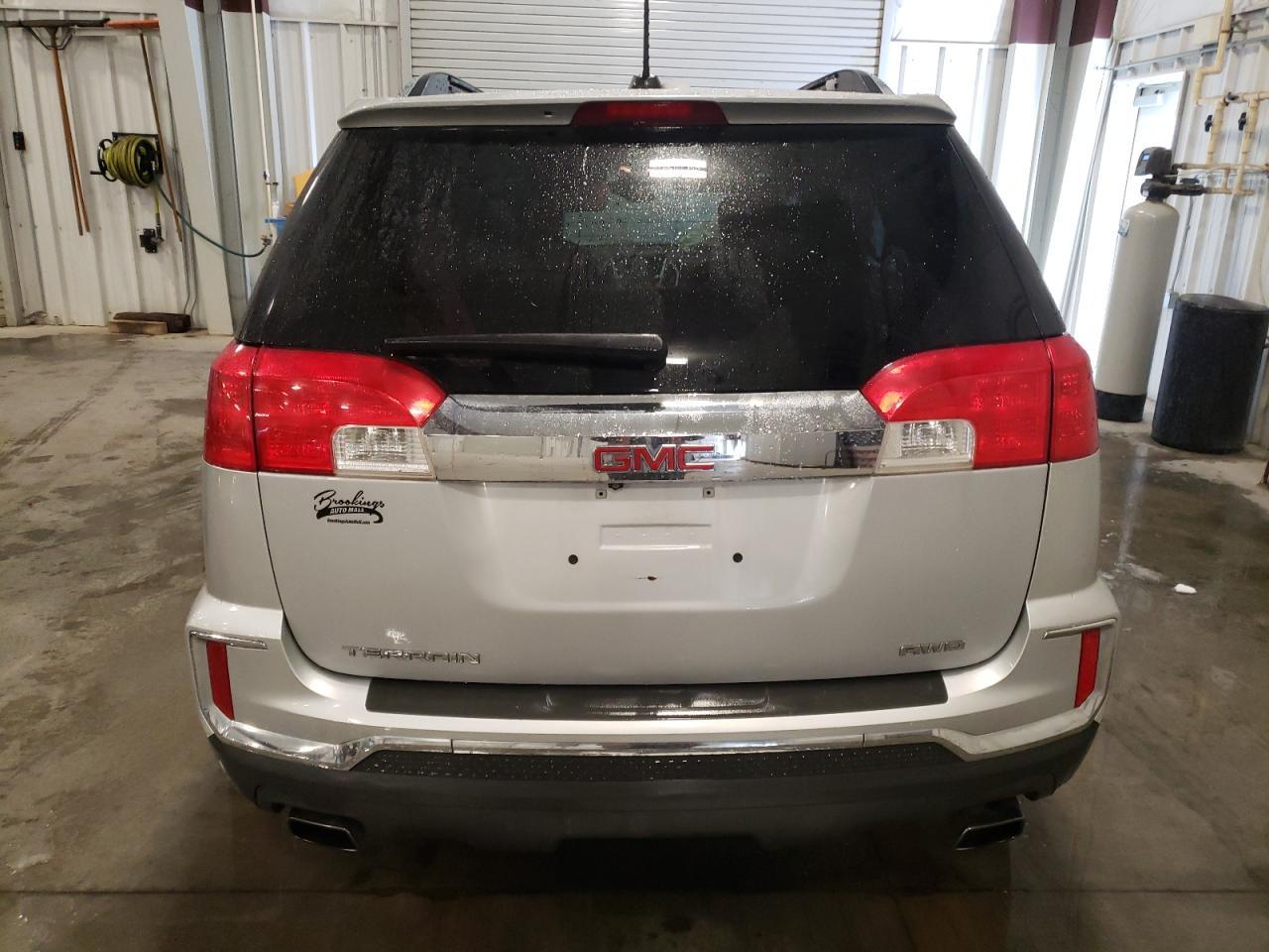 2016 GMC TERRAIN SL - Image 6