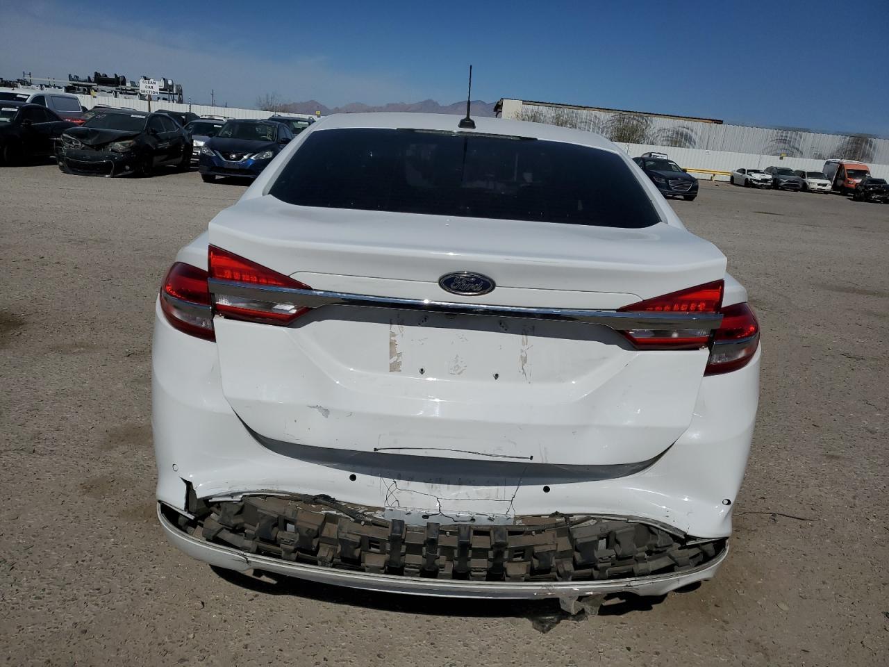 2017 FORD FUSION SE - Image 6