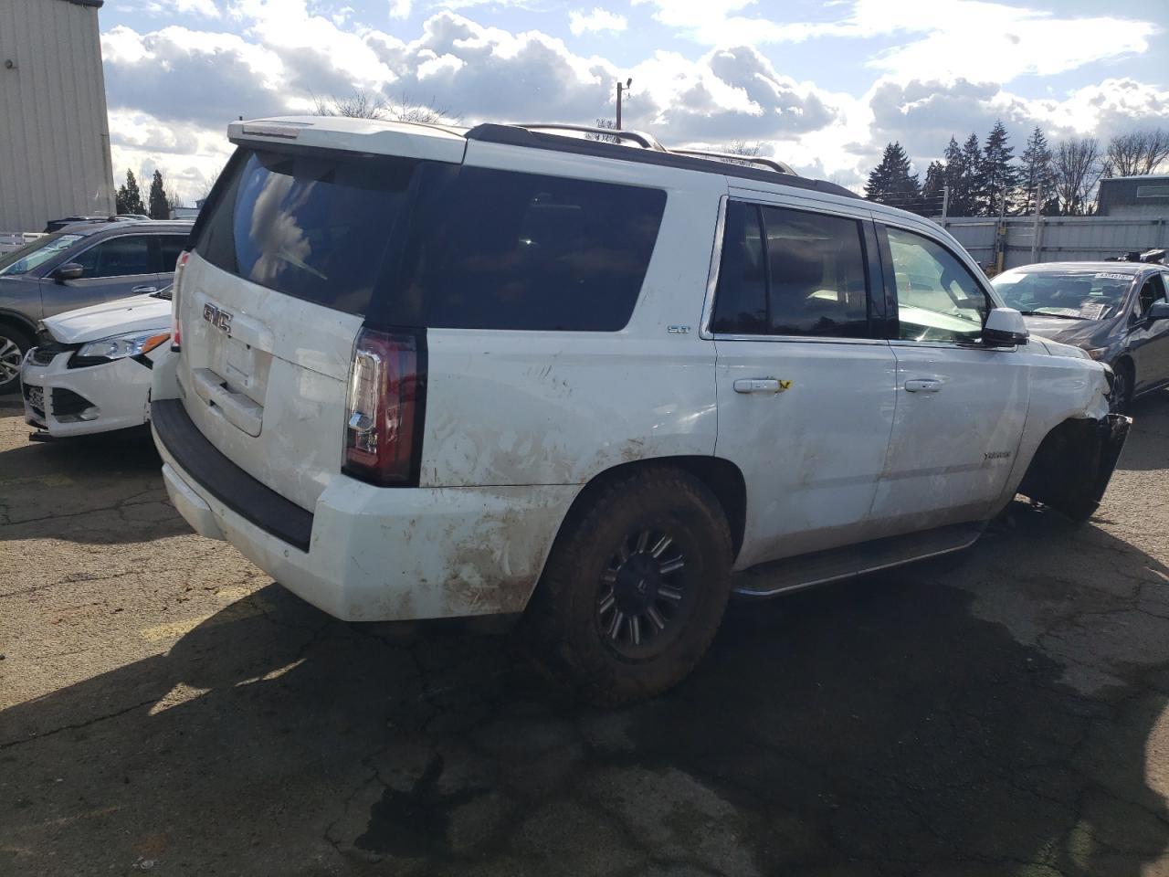2016 GMC YUKON SLT - Image 3