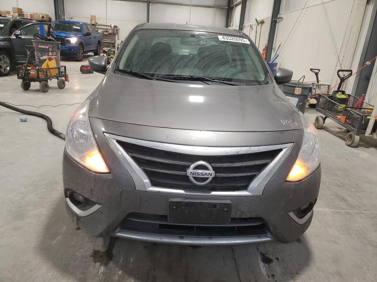 2016 NISSAN VERSA S - Image 5