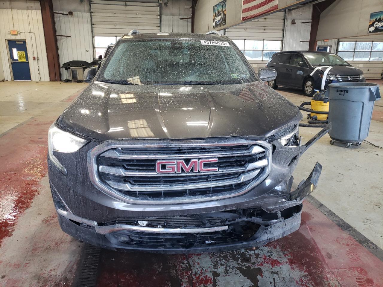 2019 GMC TERRAIN SL - Фото 5